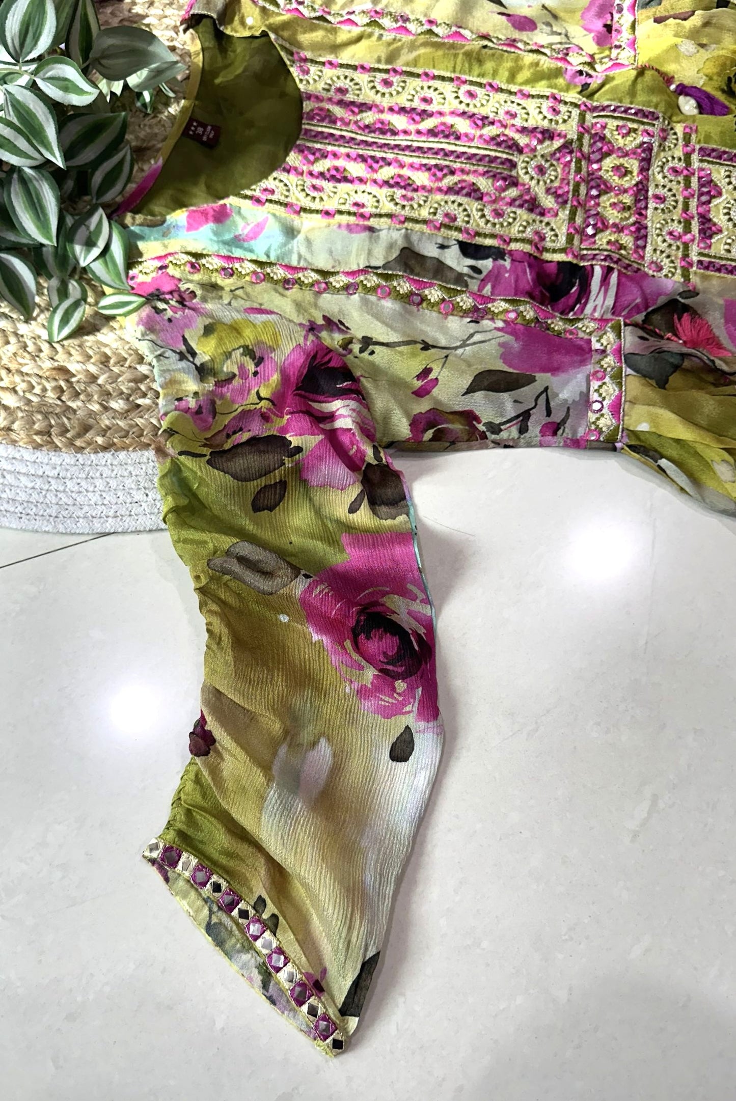 Embroidery Chinon Co-ord Set_KE-0211-90