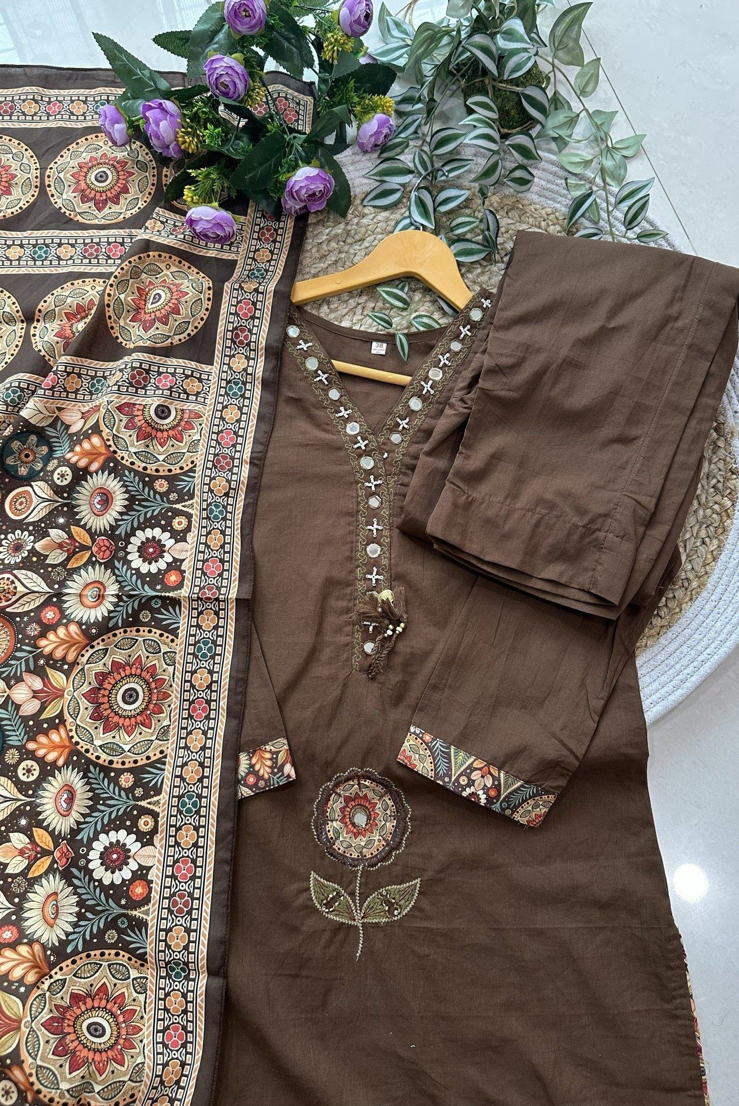 Elegant Embroidery Kurta Set_KE-0211-10