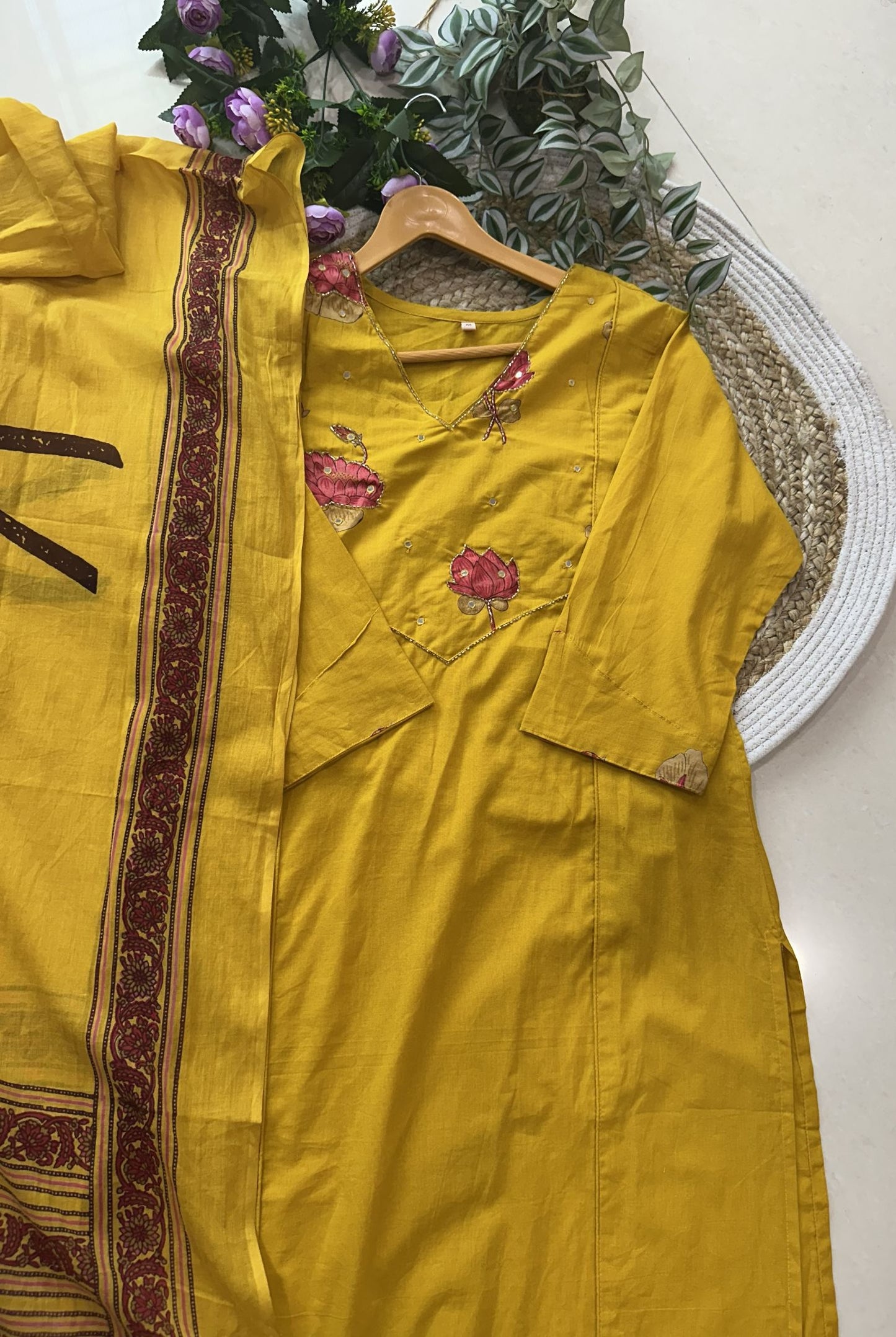 Cotton Lotus Work Kurta Set_KE-0211-02