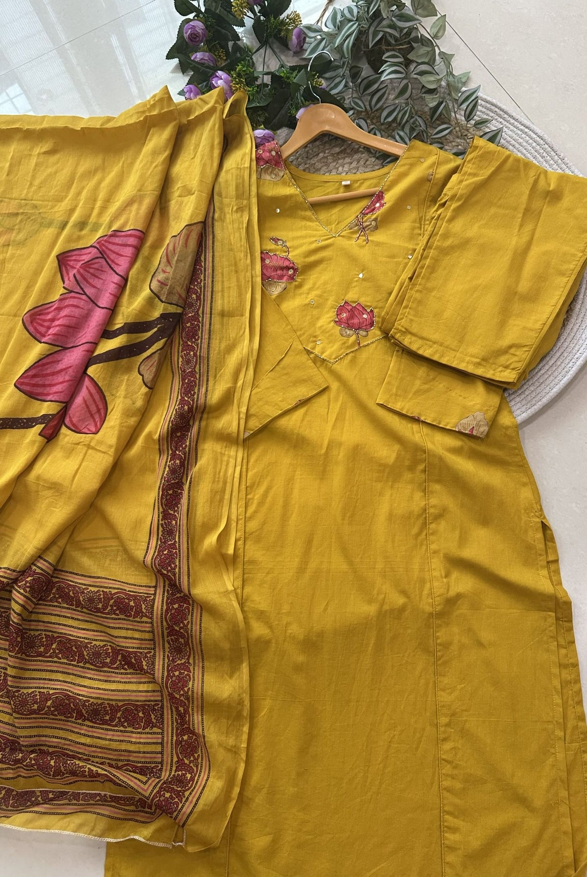Cotton Lotus Work Kurta Set_KE-0211-02