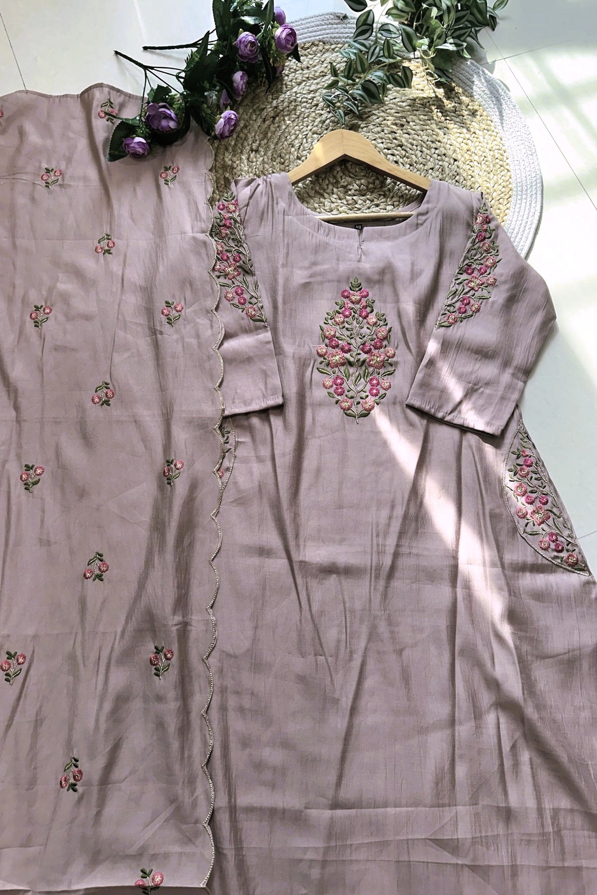 Premium Embroidery Kurta Set_KE-0211-47